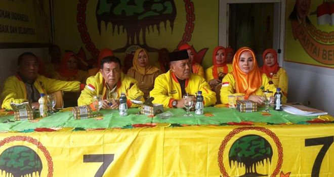 Ambiar Usman Dan jajaran Pengurus Berkarya Jambi.