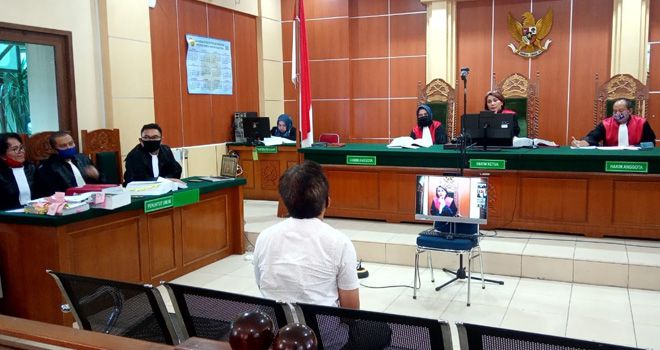 Sidang korupsi pembangunan gedung auditorium UIN STS lalu. Besok Rabu (24/6) sidang akan kembali bergulir dengan menghadirkan mantan rektor sebagai saksi.