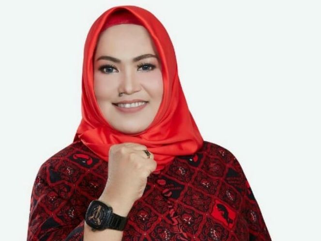 Ketua Fraksi PDI Perjuangan DPRD Provinsi Jambi, Nur Tri Kadarini