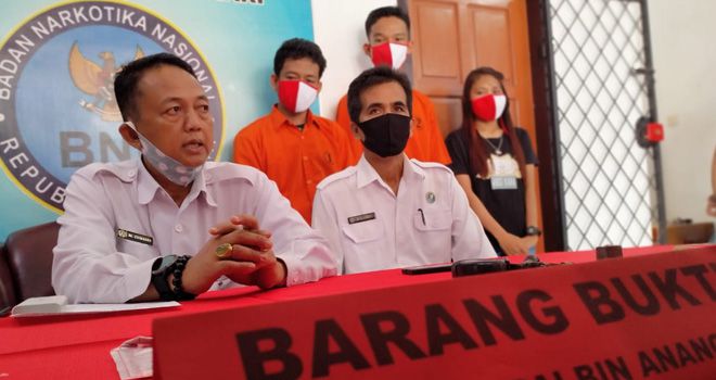 Edarkan Sabu, Sepasang Kekasih di Batanghari Dibekuk.