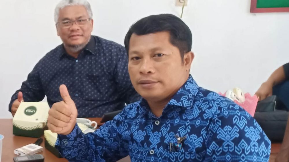 Ketua Bakomstra (Badan Komunikasi Strategis) DPD Partai Demokrat Provinsi Jambi, Muslim Yahya