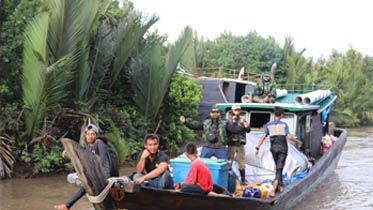 Motor Lepang Dukung Mobilisasi Satgas TMMD di Desa Labuhan Pering