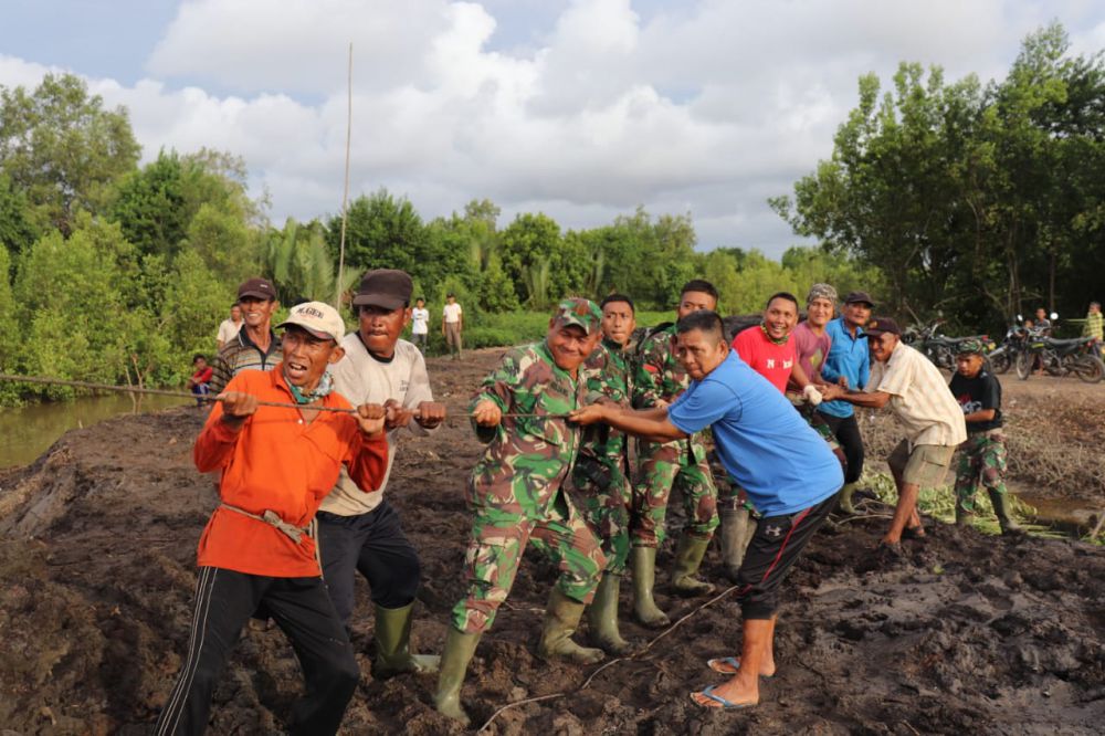 Semangat Kebersamaan Menjadi Hakikat Kemanunggalan TNI Rakyat.