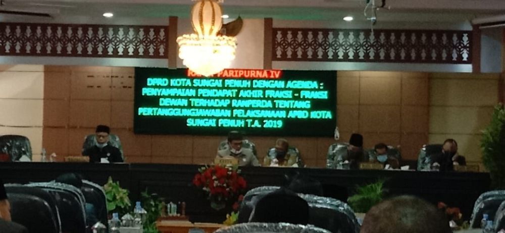 DPRD Sungai Penuh Gelar Paripurna IV Tentang LKD
