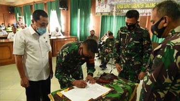 Terima Penyerahan Hasil TMMD Ke-108, Bupati Tanjabtim: Terima Kasih untuk Semua Pihak