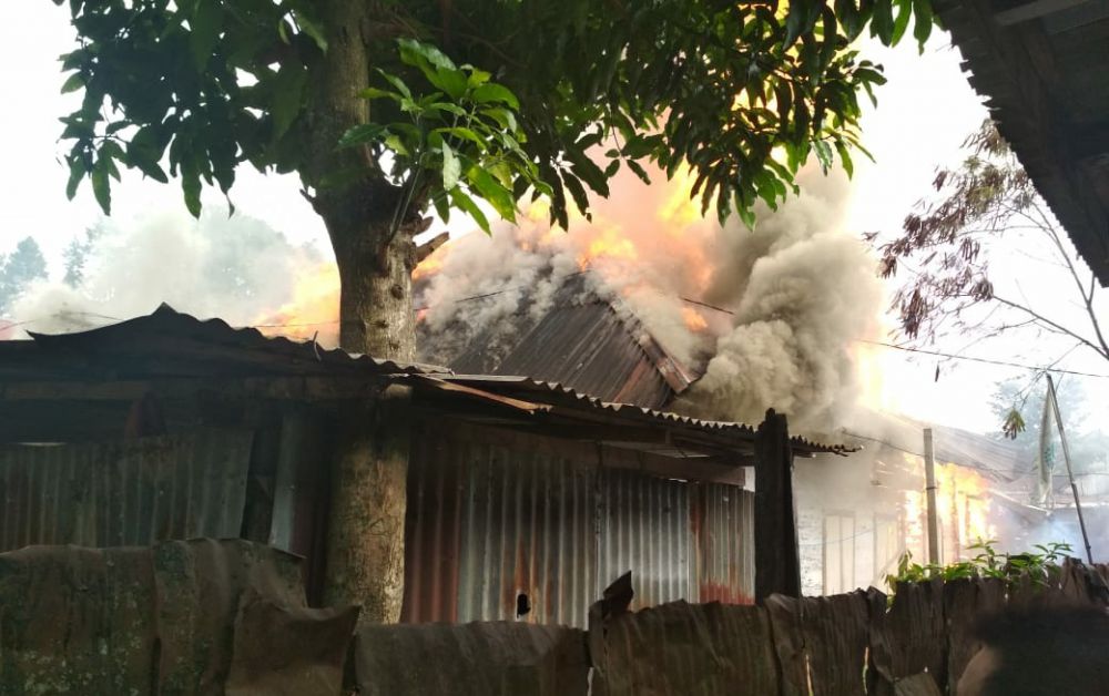 Ini Dugaan Sementara Penyebab Kevakaran di Belakang SMPN 2 Sungai Penuh.