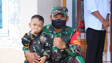 Dandim Tanjab Ucapkan Terima Kasih Kepada Masyarakat Labuhan Pering Telah Berpartisipasi Aktif Sukseskan TMMD