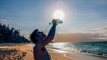 Bahaya Kebanyakan Minum Usai Berolahraga