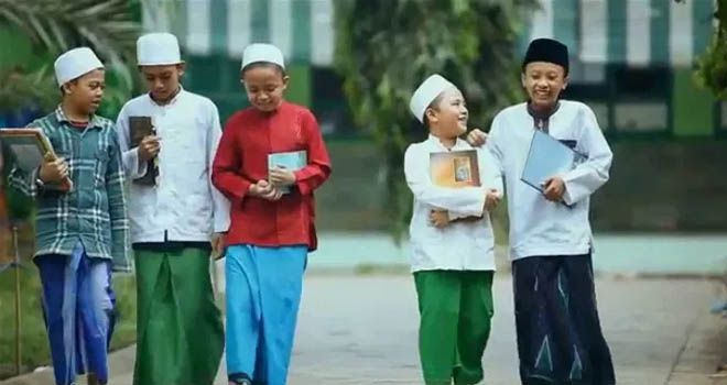Perbaiki Sanitasi, Pesantren Harus Sehat
