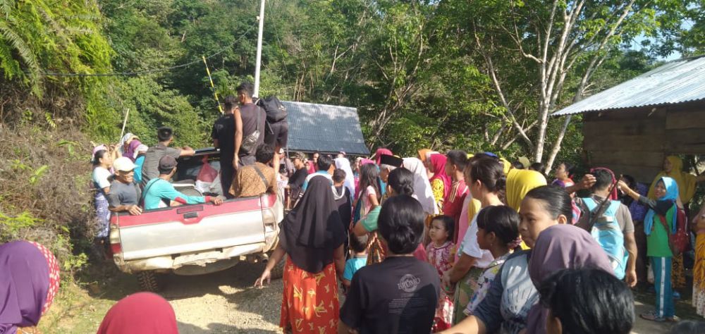 Ratusan Warga Geruduk Aktifitas PETI di Sungai Batang Sipa