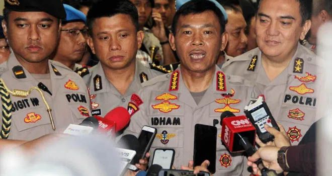 Kapolri Idham azis memberikan keterangan. Foto: Iwan Tri/Fajar Indonesia Network