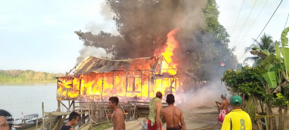 1 Rumah Di Londrang Terbakar.