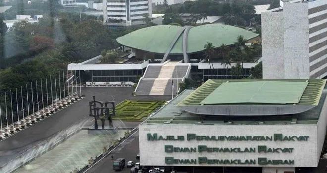 DPR Pertanyakan Perppu Baru
