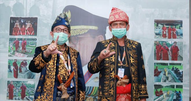 Seragam Fachrori-Syafril Mengandung Nilai Filosofis Dalam Pembangunan Jambi