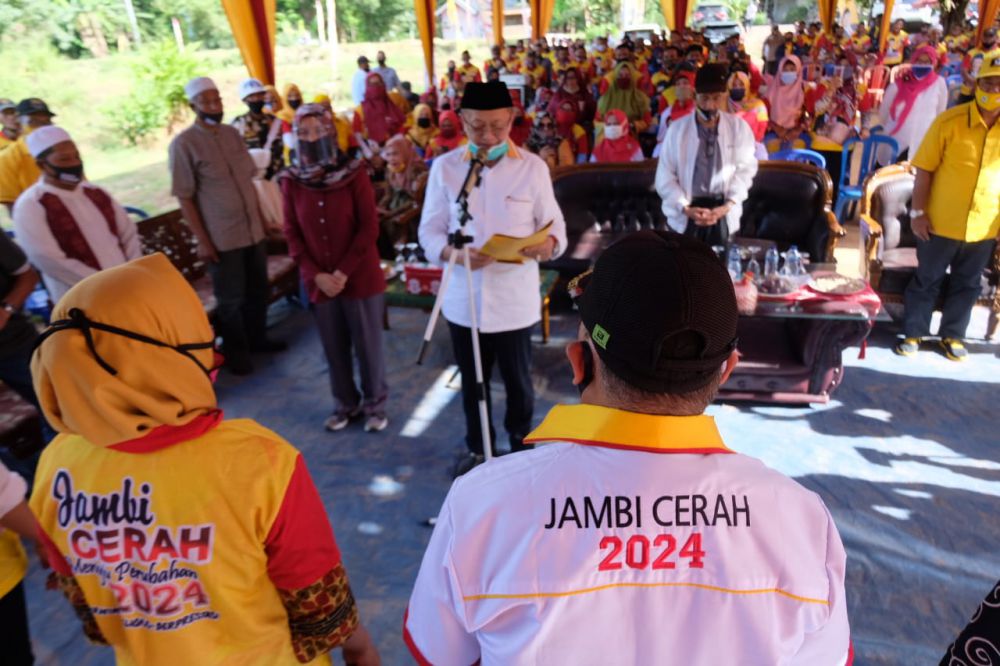 Pasangan bakal Calon Gubernur dan Wakil Gubernur Cek Endra- Ratu Munawaroh terus menguatkan tim pemenangannya. 