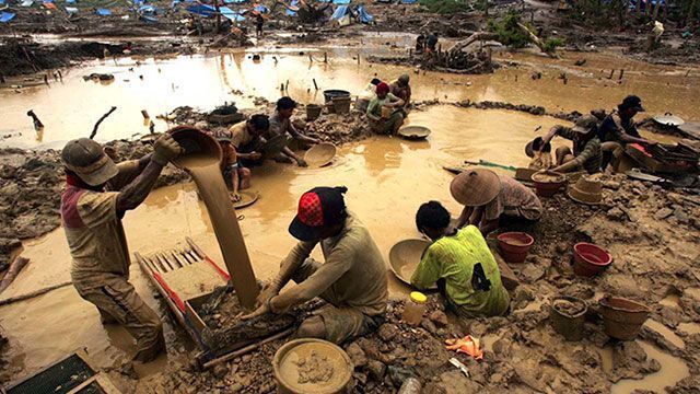 ilustrasi penambangan emas