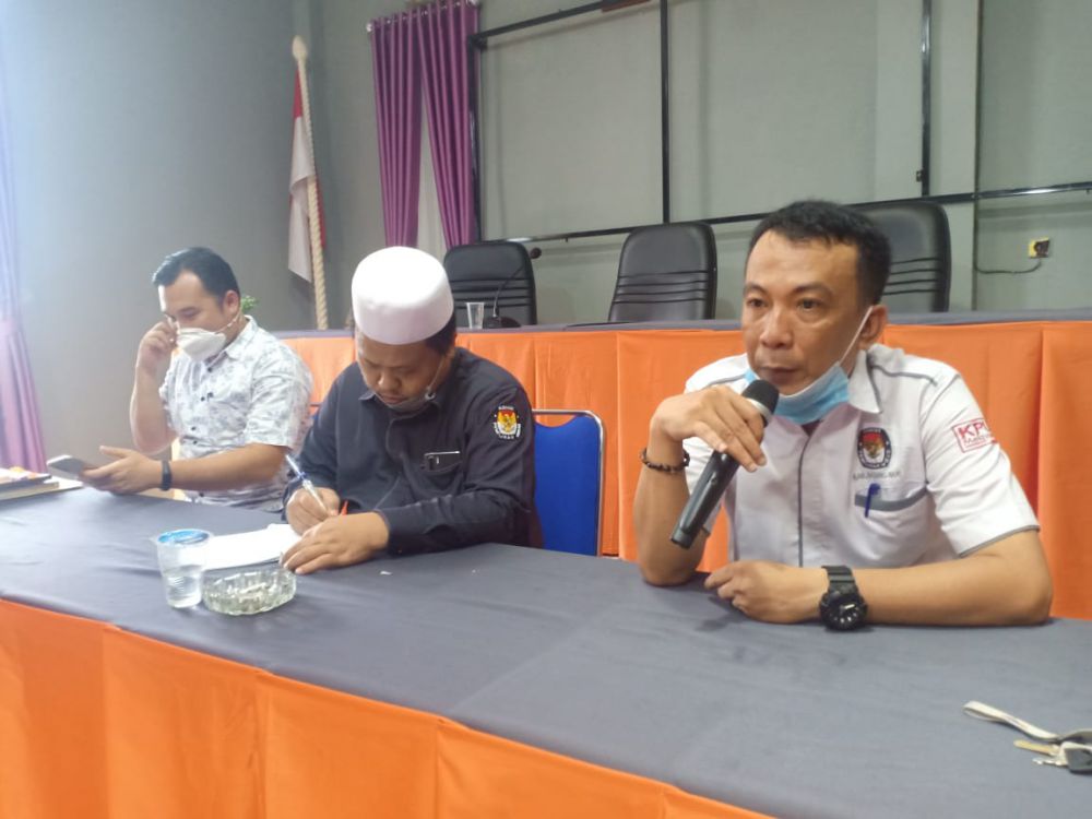 Laporan Awal Dana Kampanye Fadhil Arief Cuma Satu Juta, Dua Kandidat Ratusan Juta

