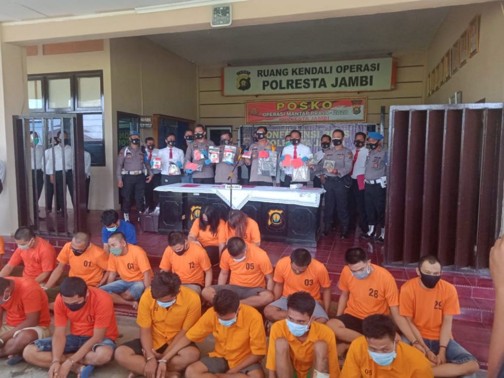 Sebanyak 22 orang pelaku kejahatan curanmor dan curas dalam sebulan terakhir akan diproses oleh penyidik di masing-masing Polresta dan Polsek di Jambi