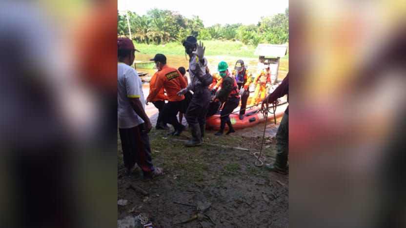 Welly Afriandi yang menghilang lebih dari 2 hari di Sungai Kumpeh akhirnya ditemukan dalam kondisi tidak bernyawa