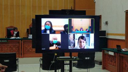 Lucinta Luna divonis 1 tahun dan 6 bulan penjara terkait kasus narkoba.