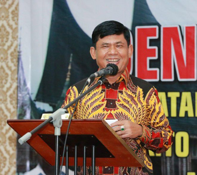 Calon wakil gubernur Jambi nomor urut 2 Syafril Nursal.