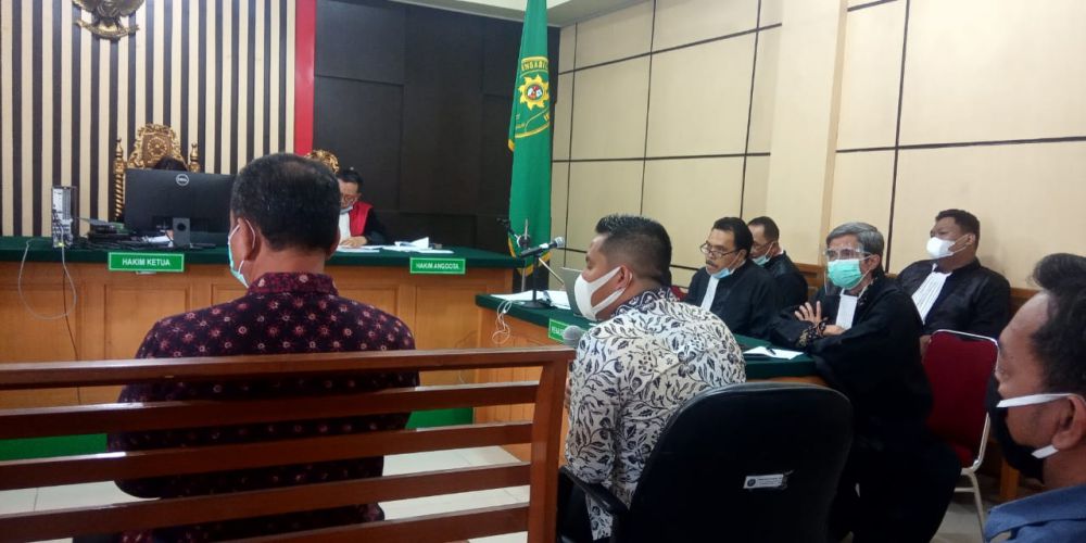 Sidang uang ketok Palu.