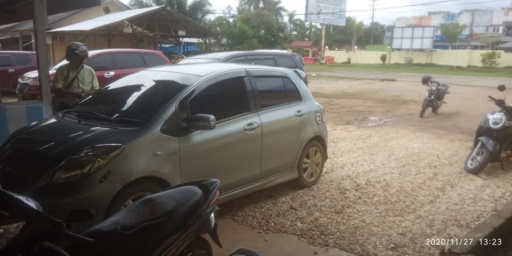 Uang sebesar Rp 600 juta milik toke getah digondol rompok dengan modus pecah kaca mobil 