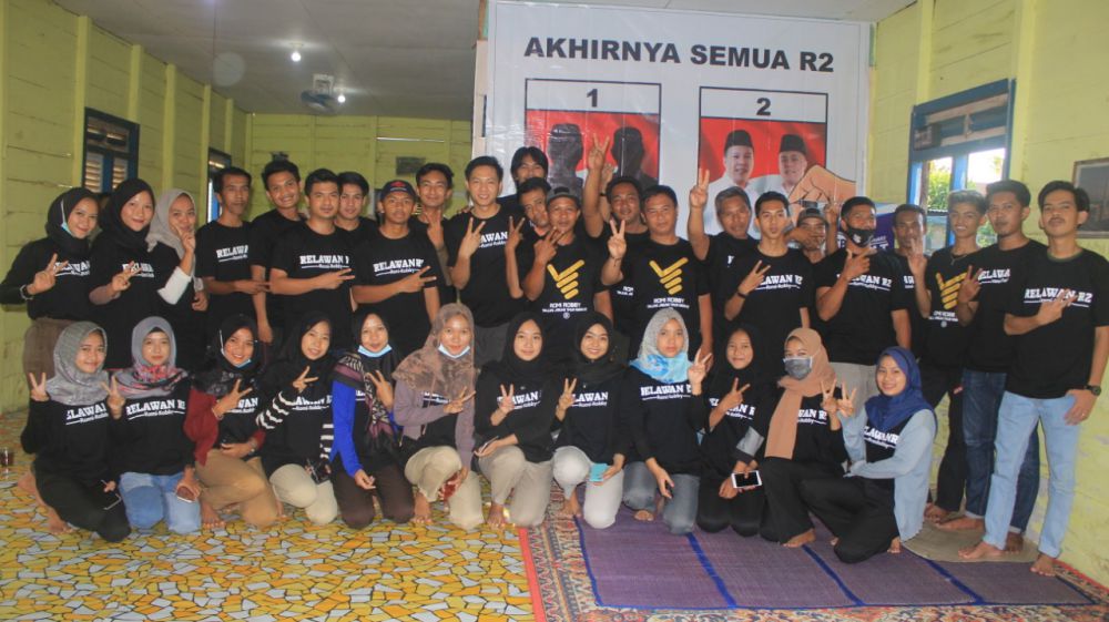 Relawan Romi-Robby Desa Teluk Majelis.
