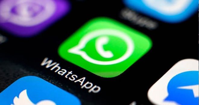 Aplikasi WhatsApp (Foto: Rian Alfianto / JawaPos.com)