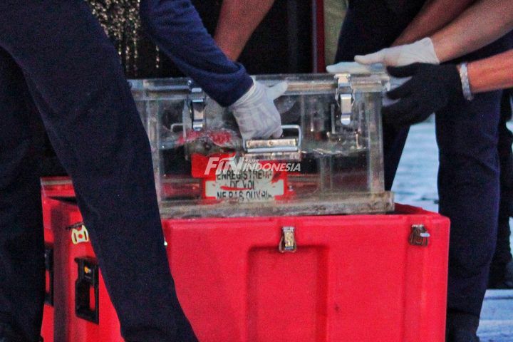 Black Box Sriwijaya Air SJ 182.