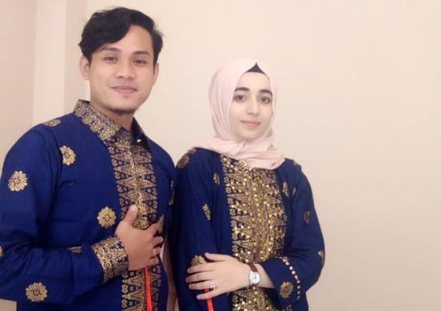 Wally bersama pujaan hatinya Edanur Yaldis di Turki. 

