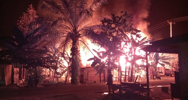 11 Ruko di Pasar Desa Purwodadi Terbakar