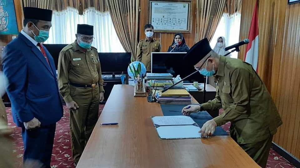 Kembali Diperpanjang, Bupati Kerinci Adirozal Kembali Lantik Asraf Jadi Pj Sekda Kerinci.