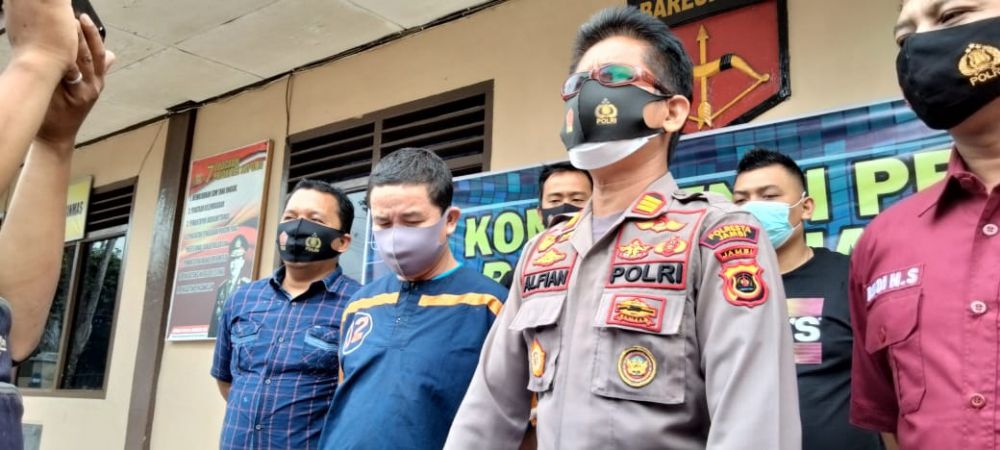 Tersangka Rusmadi alias Madi yang telah diamankan oleh Reskrim Polsek Jambi Selatan. Tersangka sudah melakukan aksi sebanyak 15 kali, sehingga polisi kesulitan mencari penadah