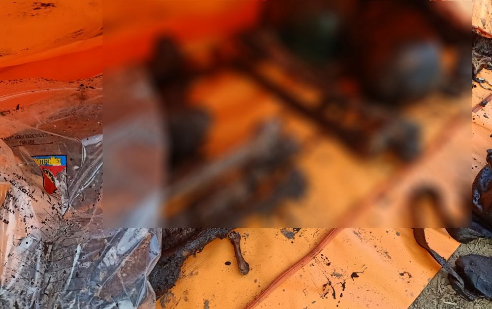 Tulang Paha Tengkorak Lebih dari Satu Orang.