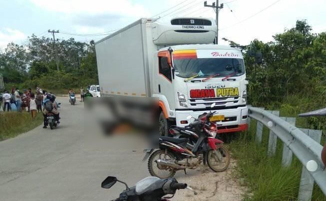 Warga Singoan Tewas Terlindas Fuso.