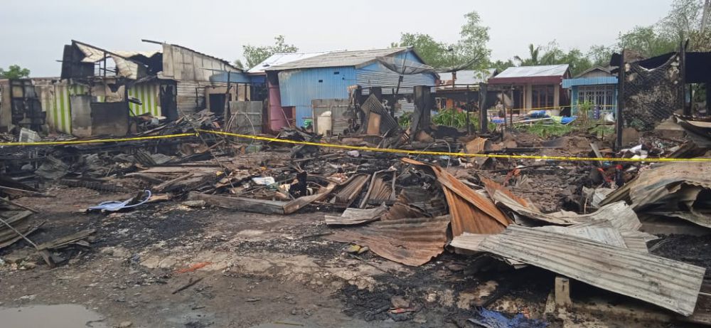 Kebakaran di Teluk Nilau.