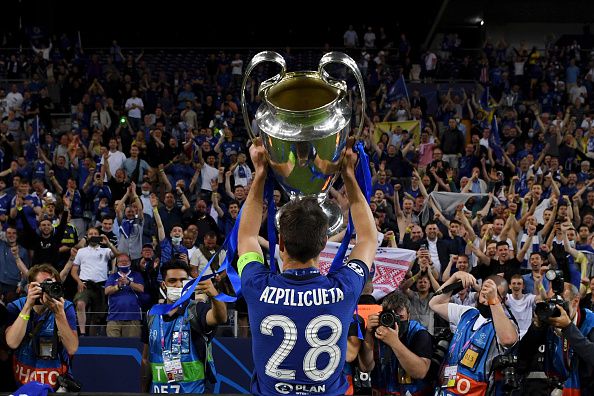 Pemain Chelsea, Cesar Azpilicueta. 
