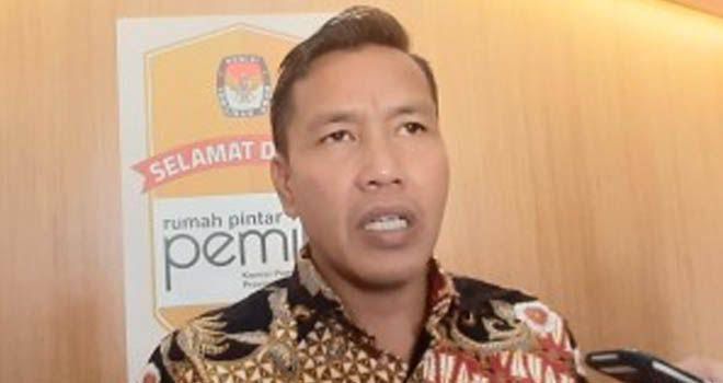 Komisioner KPU Provinsi Jambi, Apnizal.