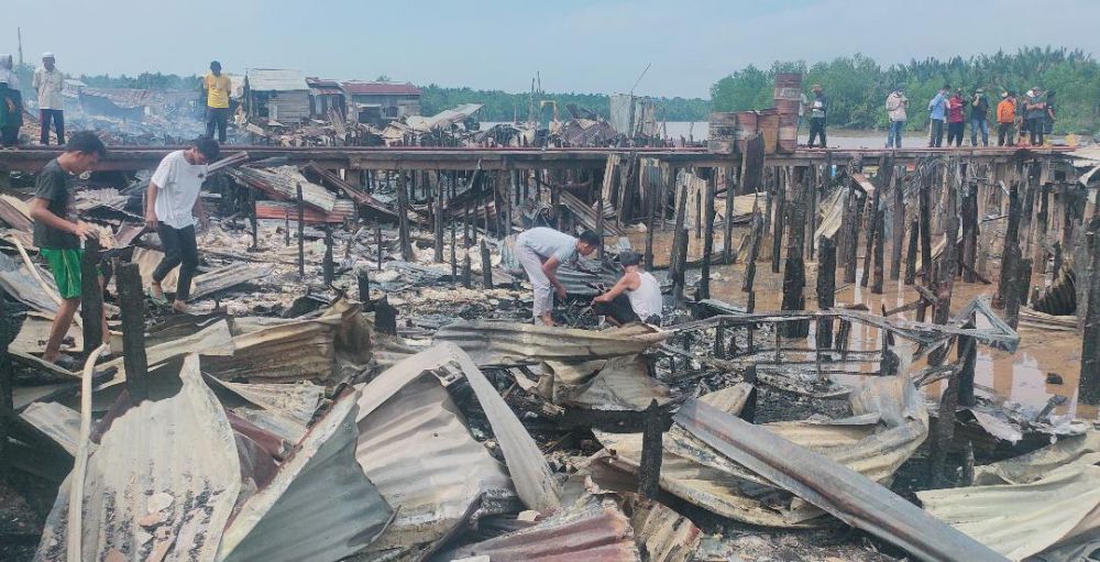  Pasca musibah kebakaran di Desa Mendahara Tengah, Kecamatan Mendahara, Kabupaten Tanjabtim.