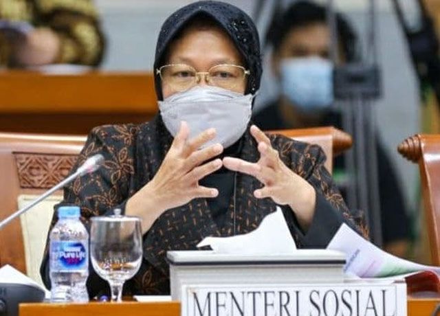 Menteri Sosial Tri Rismaharini.