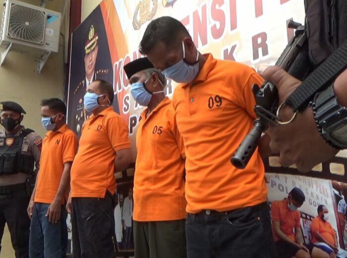 4 Pelaku pembunuhan kamaruddin dihadirkan di Mapolres Gowa