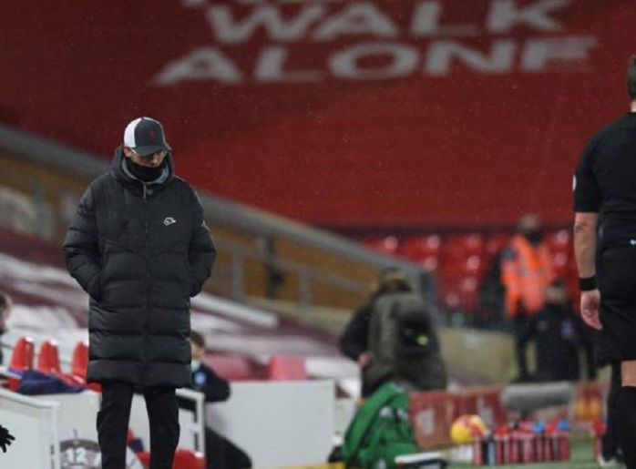 Juergen Klopp di sela-sela laga Liverpool kontra Brighton di Anfied/Getty Images