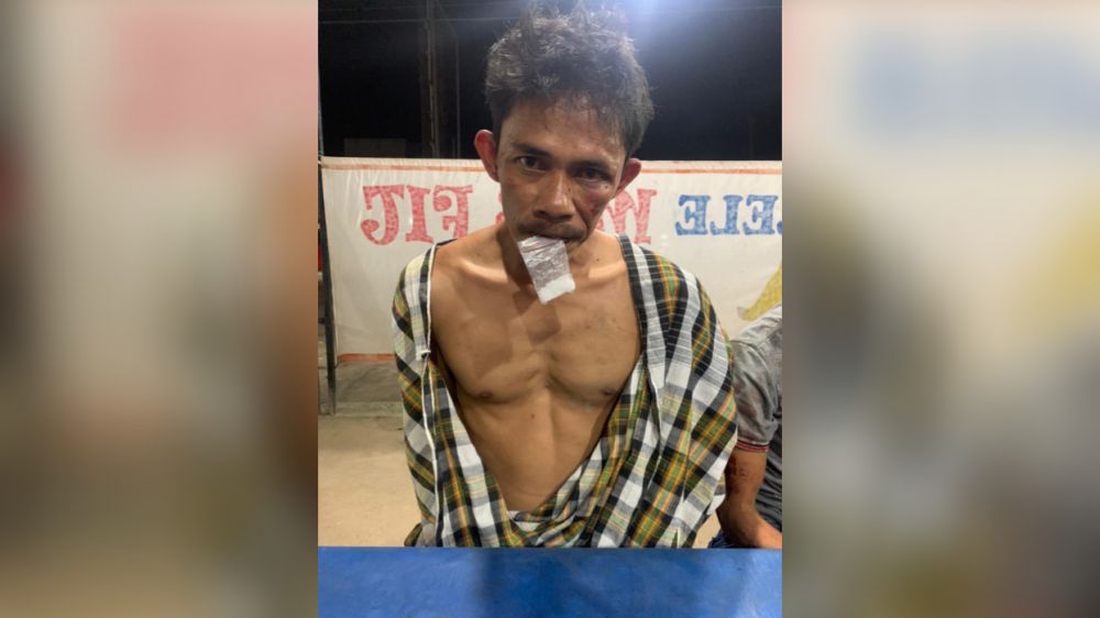 Tersangka dan barang bukti yang berhasil diamankan oleh BNNP Jambi dari Sarolangun