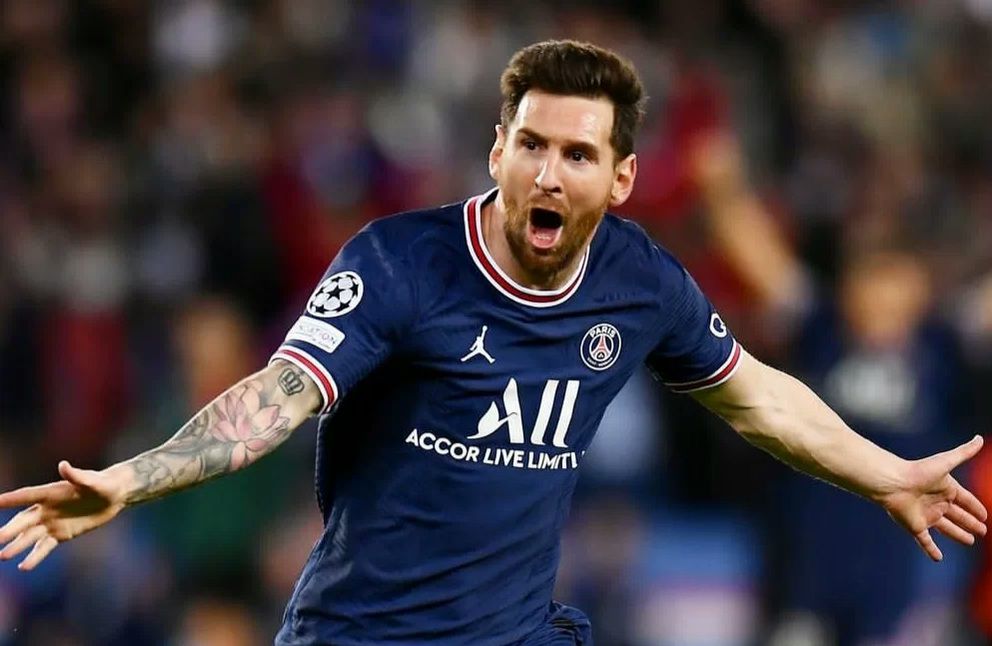 Sepebrasi Leo Messi usai mencetak gol ke gawang Manchester City