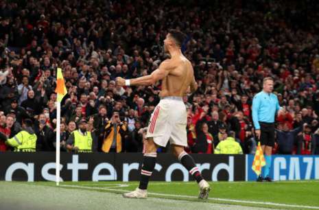 Selebrasi Cristiano Ronaldo. 