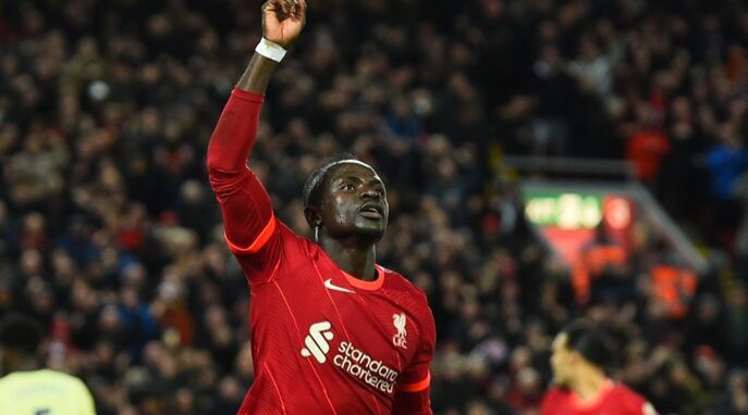Sadio Mane mencetak gol pembuka Liverpool saat mereka menghajar Arsenal dengan skor 4-0/Live Score