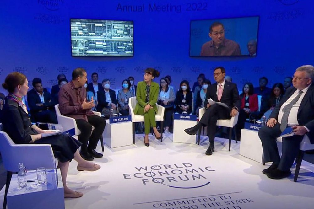 Menteri Perdagangan RI, Muhammad Lutfi menjadi pembicara pada diskusi panel yang disponsori Channel News Asia (CNA) dari Singapura bertema Regional Comprehensive Economic Partnership (RCEP) pada penyelenggaraan World Economic Forum (WEF) 2022 di Davos, Swiss, Kamis (26 Mei 2022).