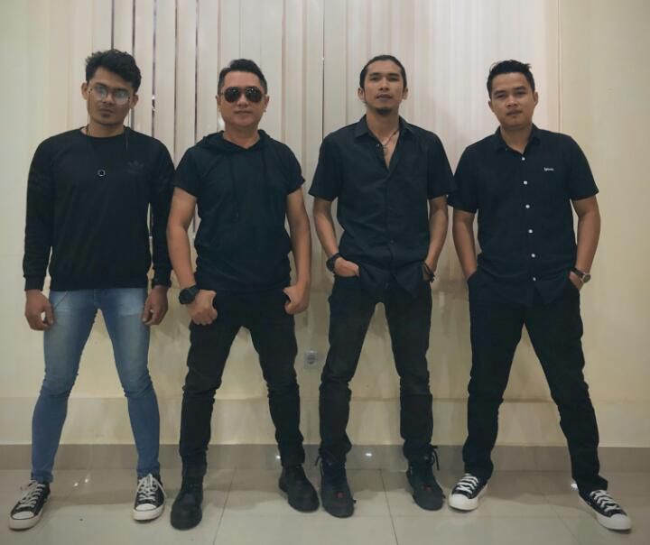 KOMPAK: Personel grub band D’gigs