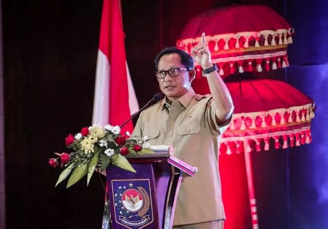 Menteri Dalam Negeri, Tito Karnavian.